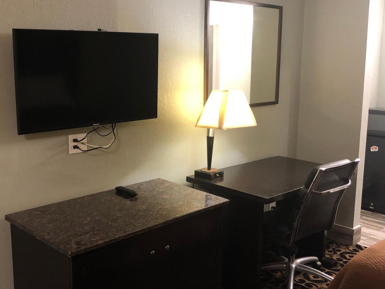 Walton Inn Monroe Exteriér fotografie